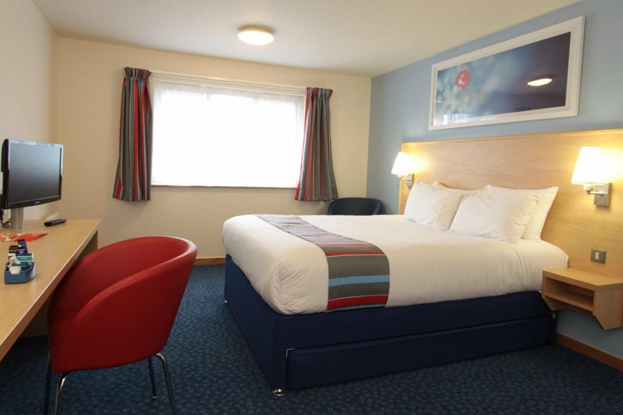 Travelodge Sheffield Central Екстериор снимка