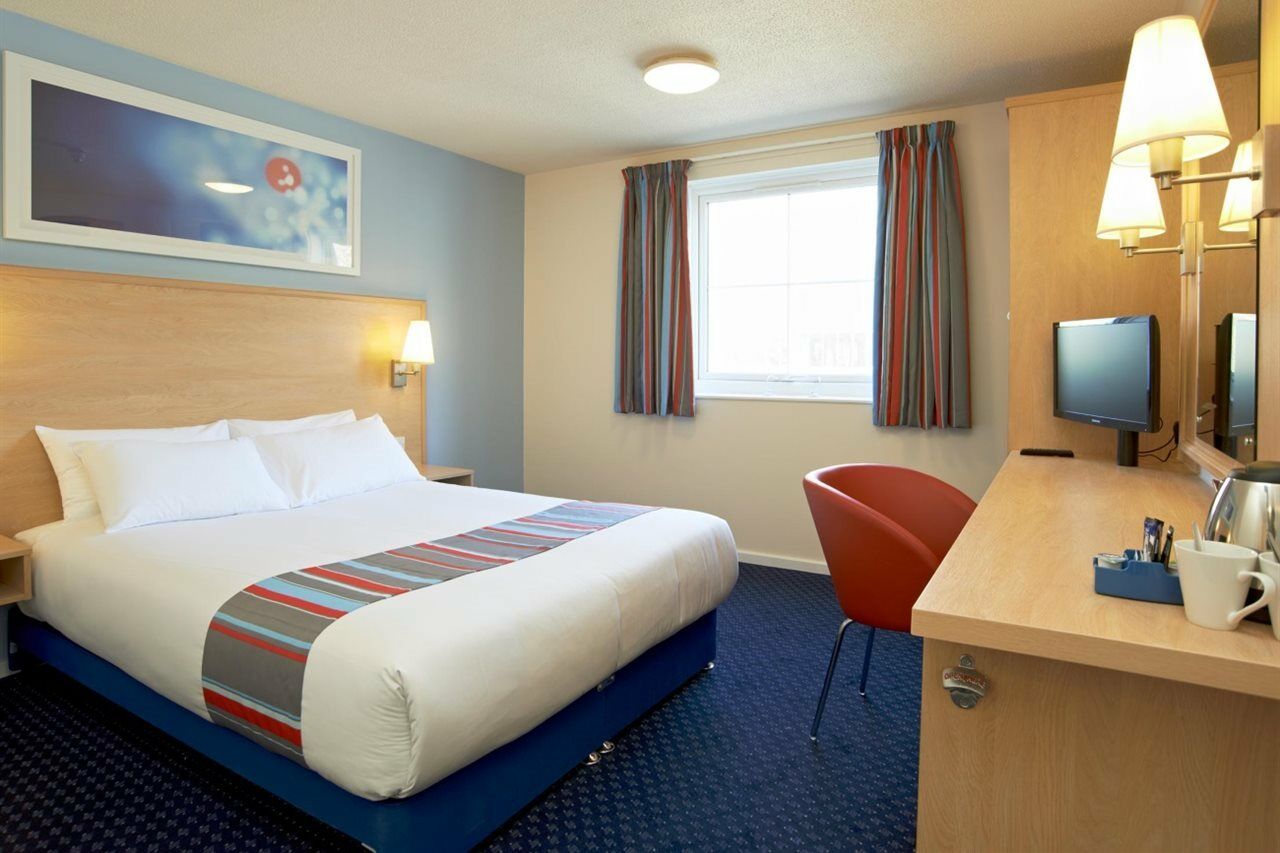 Travelodge Sheffield Central Екстериор снимка